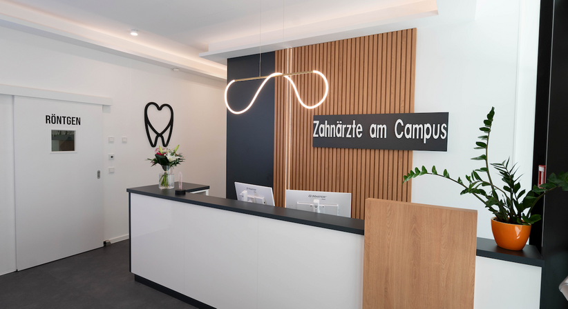 Dr. med. dent. Arnold Bobb - Zahnarzt Wien 1020