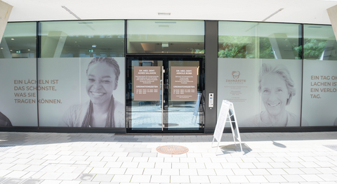 Dr. med. dent. Arnold Bobb - Zahnarzt Wien 1020