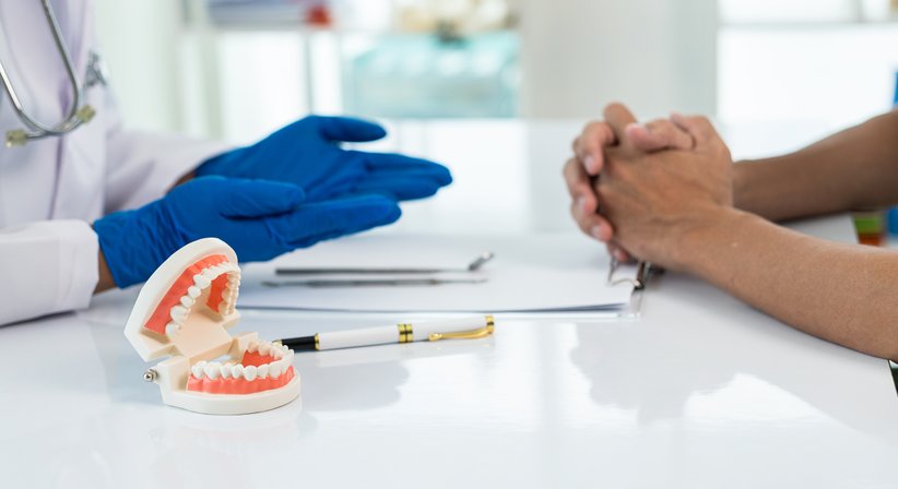 Zahnprothesen - Dr. med. dent. Arnold Bobb - Zahnarzt Wien 1020