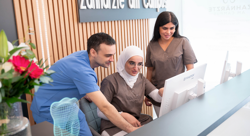 Dr. med. dent. Arnold Bobb - Zahnarzt Wien 1020