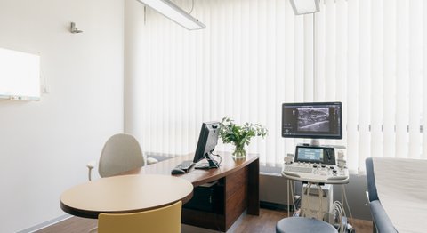 OÄ Dr. med. univ. Sylvia Ebm - Orthopädin Wien 1020