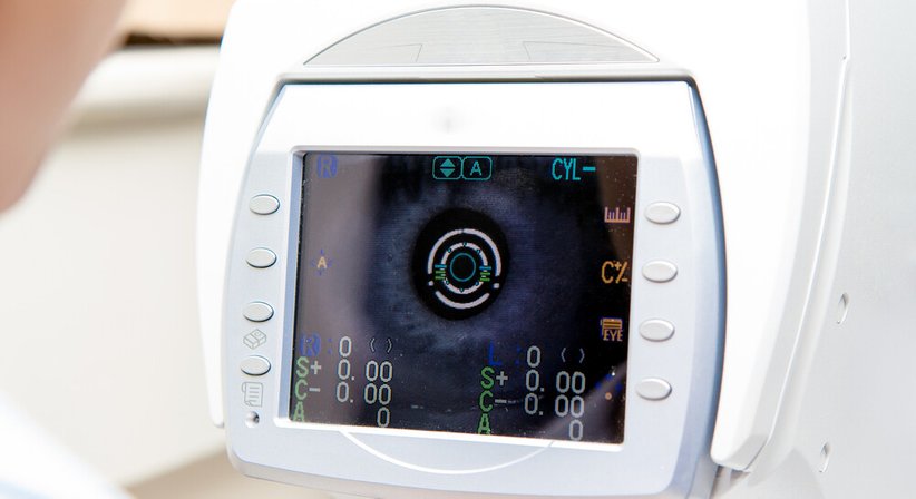 Gesichtsfeldmessung (Perimetrie) - Dr. med.univ. Michael Nicolae - Augenarzt Wien 1010