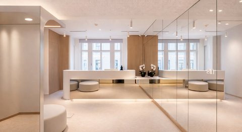 Dr. Michael Nicolae - Augenarzt Wien 1010