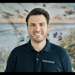 Dr. med. dent. Maximilian Reek, M.Sc. - Zahnarzt Linz 4020