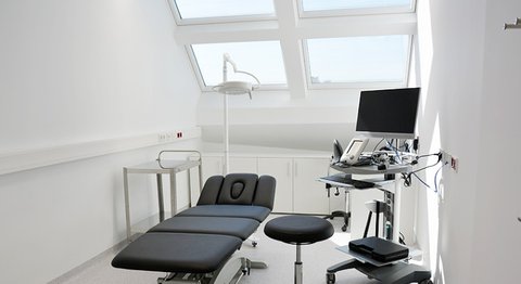 Dr. Florian Zeiler - Augenarzt Wien 1220