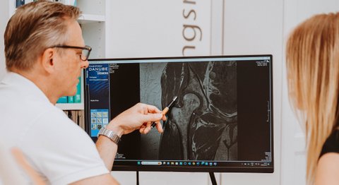 Dr. med. Wolfgang Zinser, Prim. a. D. - Orthopäde Knittelfeld 8720