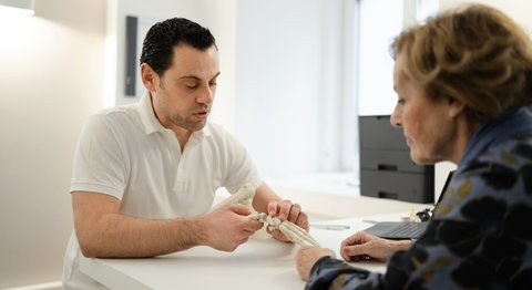 Dr. Nikola Trnavsky - Orthopäde Wien 1020