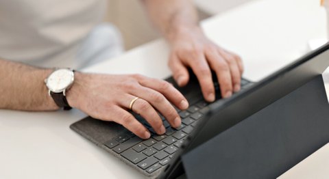 Dr. Nikola Trnavsky - Orthopäde Wien 1020