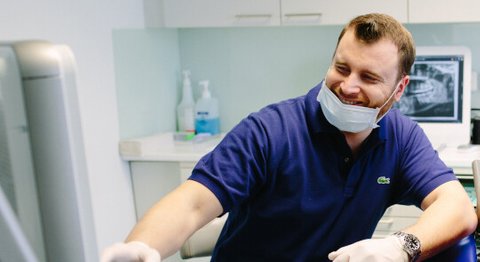 Dr. med.dent. Jochen Leidl - Zahnarzt Mattersburg 7210