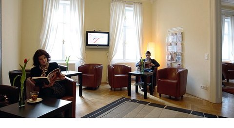 Univ.Prof. Dr. Edvin Turkof - Plastischer Chirurg Wien 1060