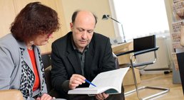 Univ.Prof. Dr. Edvin Turkof - Plastischer Chirurg Wien 1060