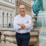 Univ.Prof. Dr. Edvin Turkof - Plastischer Chirurg Wien 1060