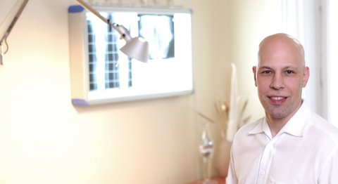 OA Dr. Delio Peter Pramhas - Orthopäde Wien 1060