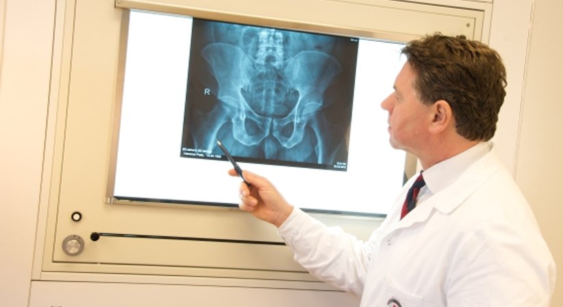 Hüftgelenk - Univ.Doz. Dr. Martin Buchelt - Orthopäde Wien 1190