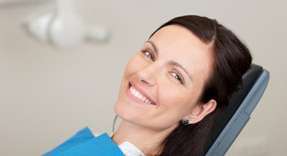 Professionelle Mundhygiene / Zahnprophylaxe / Parodontitistherapie