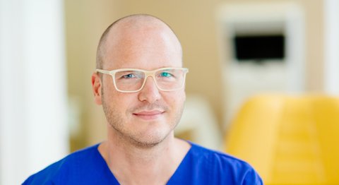 Dr. Andreas Dobrovits - Plastischer Chirurg Wien 1010