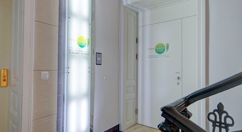 Dr. Alexander Zembsch - Orthopäde Wien 1130