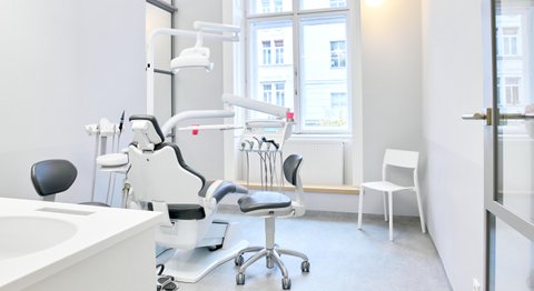 Dr. Sabine Nahler - Zahnärztin Wien 1010