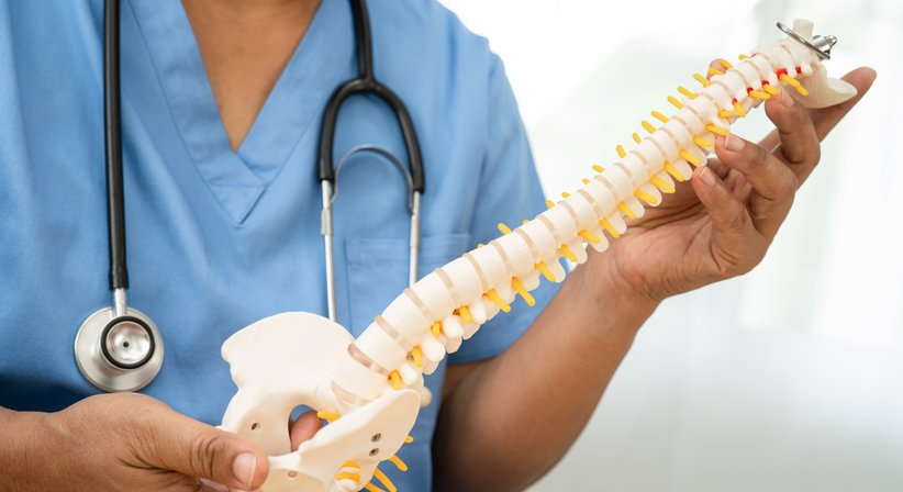 Schmerztherapie bei Wirbelsäulenbeschwerden - Dr. Michael Pittermann - Orthopäde Wien 1060