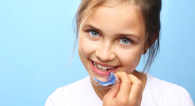 Abnehmbare Zahnspangen - DDr. Maximilian Seemann - Zahnarzt Wien 1090