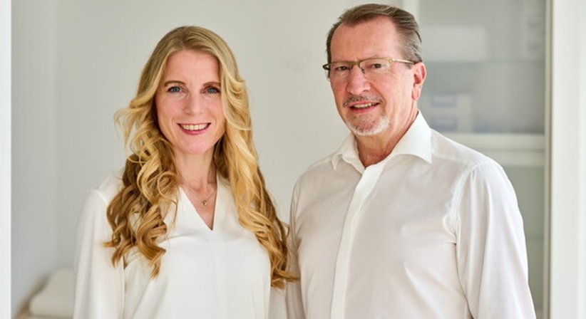 Dr. med. univ. Elisabeth Schwabegger - Plastische Chirurgin Innsbruck 6020