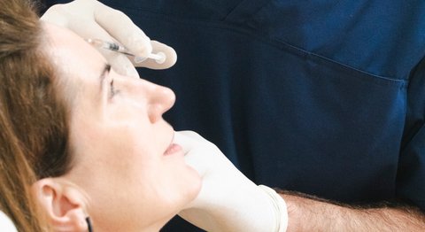 Praxisfoto von Dr. med. univ. Nazmi Kabashi