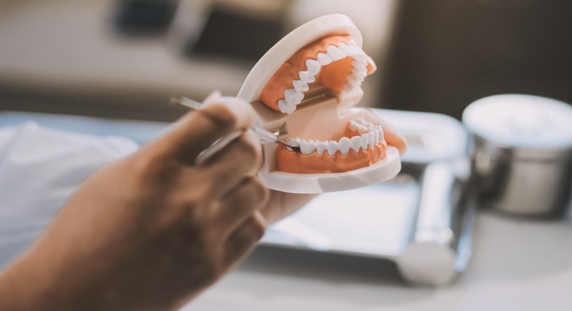 Kieferorthopädische Behandlungen - Dr. Bibi Guggenberger - Zahnärztin Klosterneuburg 3400