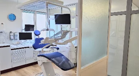 Praxisfoto von Dr. med. dent. Yi Kittl