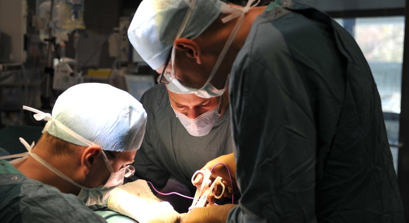 Operativ - Priv.-Doz. Dr. Georg Philipp Hammer - HNO-Arzt Graz 8010