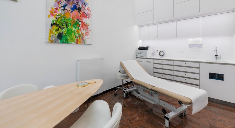 Priv. Doz. Dr. Alexandra Sibylle Fochtmann-Frana - Plastische Chirurgin Wien 1050