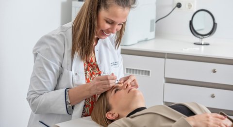 Priv. Doz. Dr. Alexandra Sibylle Fochtmann-Frana - Plastische Chirurgin Wien 1050