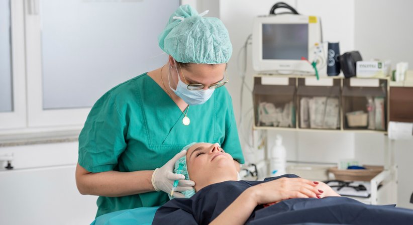 Priv. Doz. Dr. Alexandra Sibylle Fochtmann-Frana - Plastische Chirurgin Wien 1050