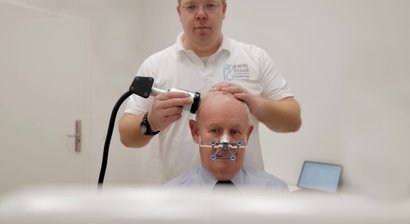 Transkranielle Pulsstimulation bei Alzheimer Demenz