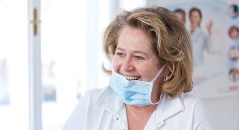 Dr. med. univ. Michaela Scharnagl-Lesnik - Zahnärztin Wien 1190
