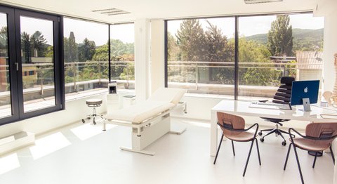 OA Dr. Lukas Hold - Orthopäde Perchtoldsdorf 2380