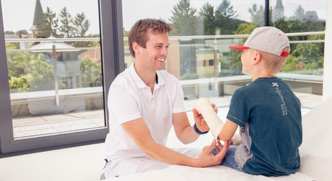 OA Dr. Lukas Hold - Orthopäde Perchtoldsdorf 2380