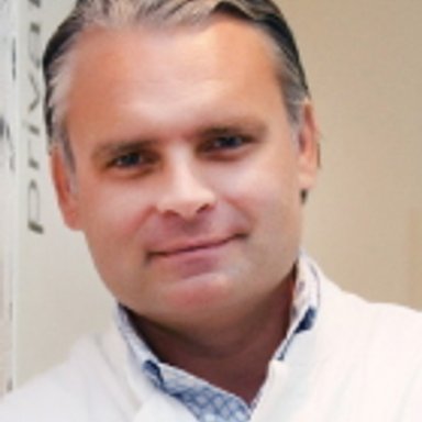 OA Dr.med.univ. Florian Frisee - Orthopäde Wien 1190