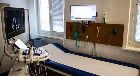 Dr. Adrien Croizé - Internist Wiener Neustadt 2700