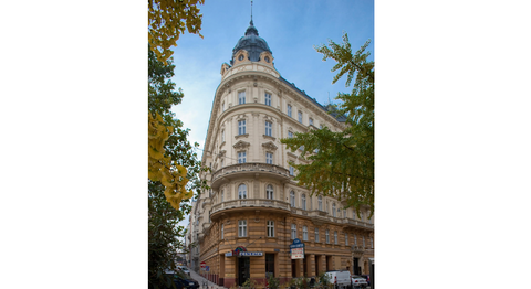 Dr. Sara Abayev - Plastische Chirurgin Wien 1060