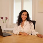 Dr. Sara Abayev, Plastische Chirurgin in Wien - Plastische Chirurgin Wien 1060