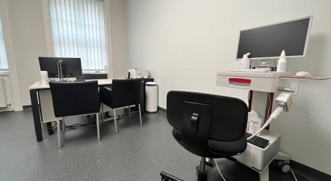 Dr. Philipp B. Weber - Hautarzt Wien 1180