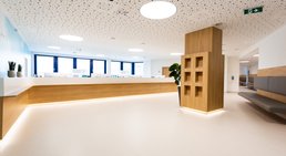 OA Dr. Clemens Hüthmair - Orthopäde Wien-Flughafen 1300