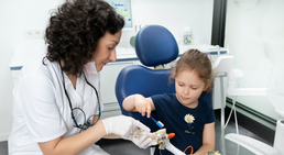 Dr. med. dent. Agnes Salamon - Zahnärztin Wien 1020