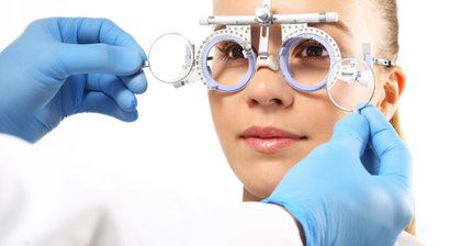 Schielen (konservative Behandlung, Schieloperation)