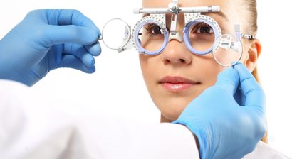 Schielen (konservative Behandlung, Schieloperation)