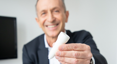 Implantologie / Keramikimplantate