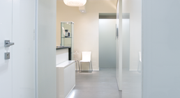 Dr. Thomas Aigner - Plastischer Chirurg Wien 1070