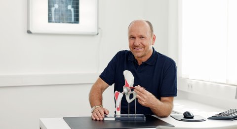 Prim. Dr. Wolfgang Kaltenbrunner - Orthopäde Korneuburg 2100