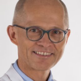 Prim. Univ.-Prof. Dr. Thomas Stulnig - Internist Wien 1090