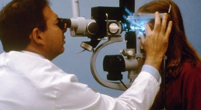 Laerbehandlungen der Netzhautkrankheiten, grünen Stars und Nachstars